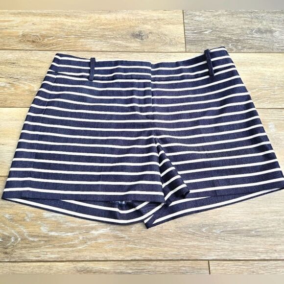 New  LOFT The Riviera Short striped shorts navy white nwt size 4 shorts - Picture 1 of 12